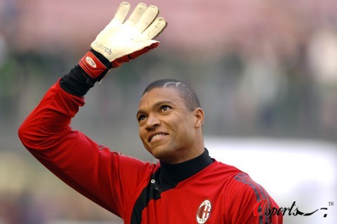 国米意甲对阵科莫10连胜，近6场全部零封取胜创纪录（国米意甲对科莫豪取10连胜，近6场全零封刷新纪录）