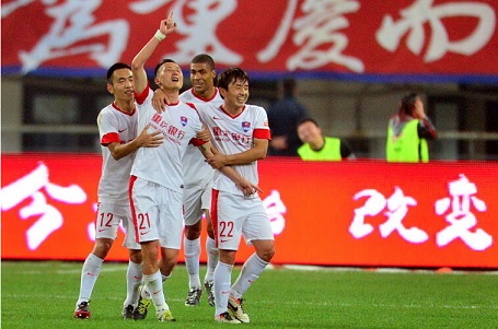 20岁零205天，伊尔迪兹成为尤文历史上最年轻的百场先生（年仅20岁205天，伊尔迪兹成尤文史上最年轻百场球员）