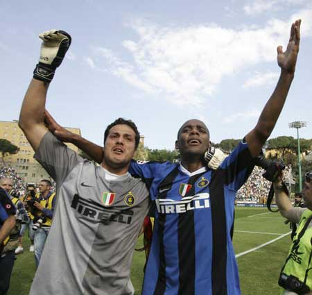 意媒：尤文关注穆哈雷莫维奇与莱切加布里埃尔，需与国米竞争（意媒：尤文有意穆哈雷莫维奇与莱切加布里埃尔，或将与国米抢人）