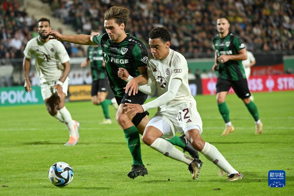 世体：巴萨重返诺坎普首战门票售罄，收入可达500万欧元（世体：巴萨回归诺坎普首秀门票售罄，预计收入达500万欧元）