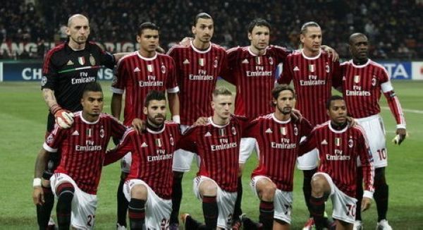 快攻从后场发起一气呵成（后场发动快攻，行云流水）