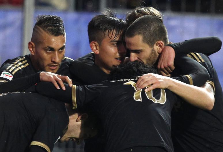 萨内蒂：批评劳塔罗？荒谬，他已经排在国米历史射手榜前五（萨内蒂：质疑劳塔罗毫无道理，他已跻身国米历史射手前五）