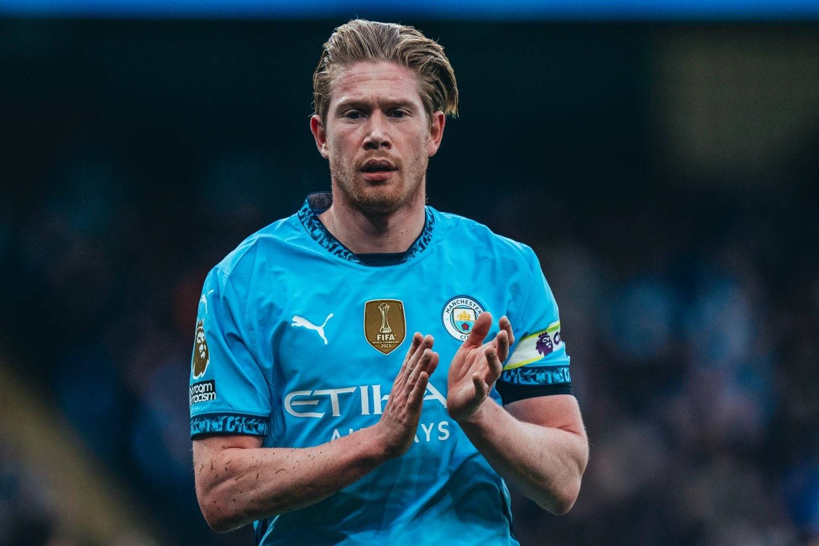 瓦尔迪的早餐和队友不一样，主教练：文化不同，需求也不同（瓦尔迪早餐不同于队友，主教练：文化有别，需求各异）