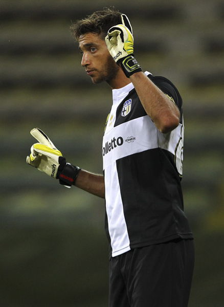 意媒：小法以后留在意甲可能性不大，大概率会前往巴萨或曼城（意媒：小法意甲前景不乐观，或转投巴萨或曼城）