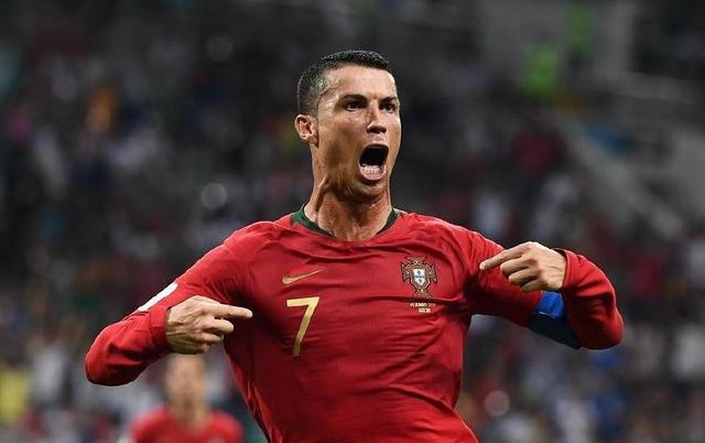 德泽尔比：目前没人比加图索更适合执教意大利队（德泽尔比：加图索是当下执教意大利的最佳人选）