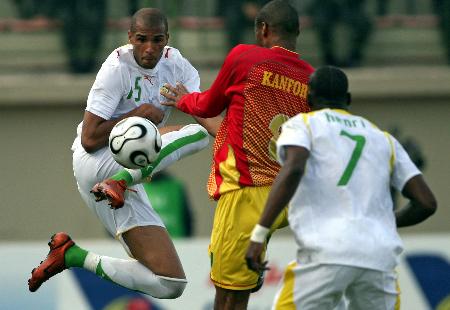 AC米兰客场0-2负都灵，阿莱格里因红牌停赛，替补普利西奇助球队扳平比分。（都灵主场2-0击败AC米兰；阿莱格里因红牌停赛，替补普利西奇贡献扳平助攻）