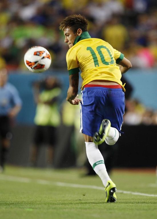 追梦：强如保罗都难逃此劫，难以想象普通球员境遇有多糟糕（追梦感叹：连保罗都难幸免，普通球员境遇更艰难）