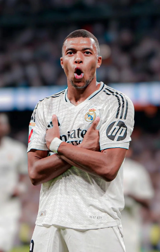 萨哈：弗格森会如何激活桑乔？如果他在曼联，压根不会签下桑乔（萨哈：若弗格森仍在曼联，根本不会签桑乔；他会怎样激活桑乔？）