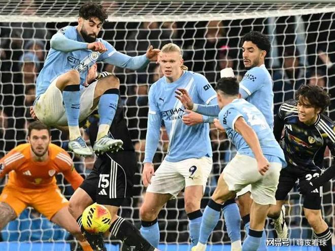 记者：本届世界杯将有半场球员和教练采访，赛前两天开发布会（记者透露：本届世界杯将引入半场球员、教练采访，赛前两日举行发布会）